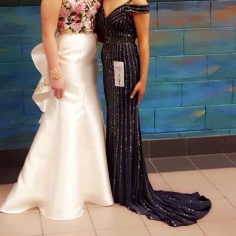Jovani Dress - Picture 4 of 8